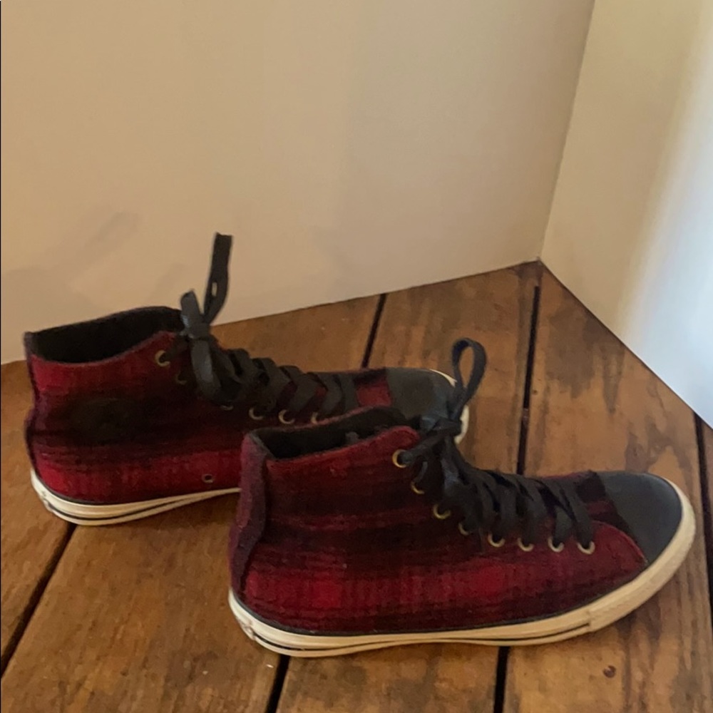 Converse Chuck Taylor All Star High Tops in plaid